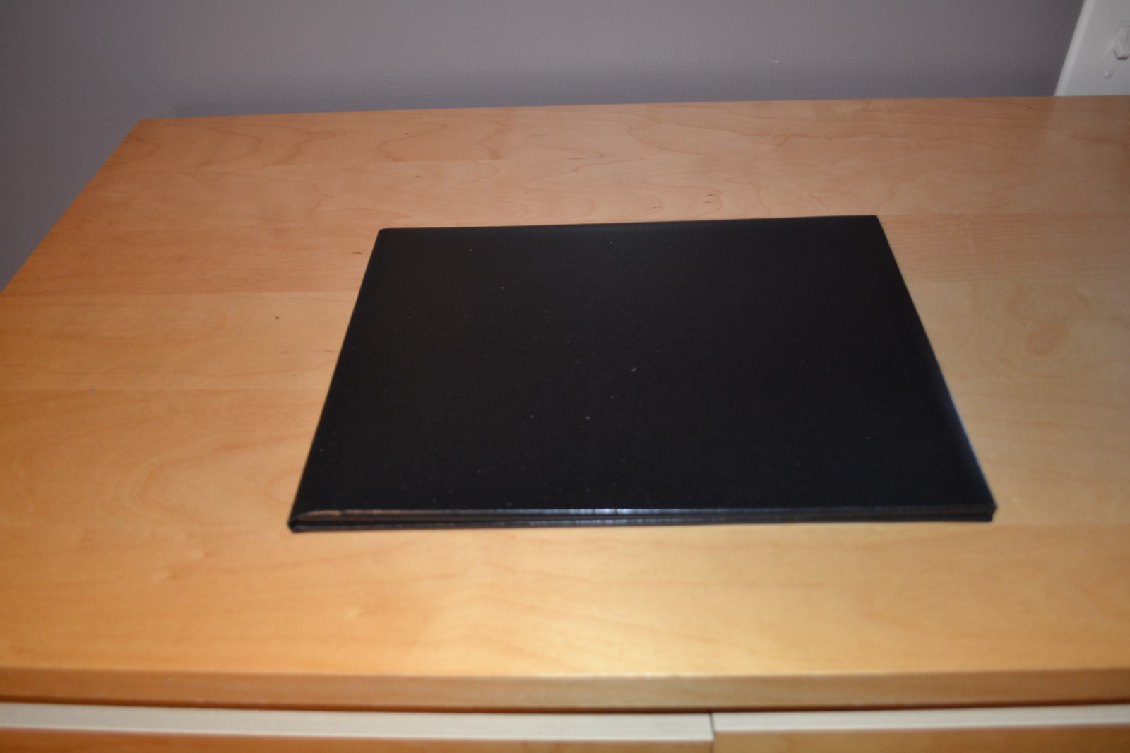 Black Leatherette Certficate Holder