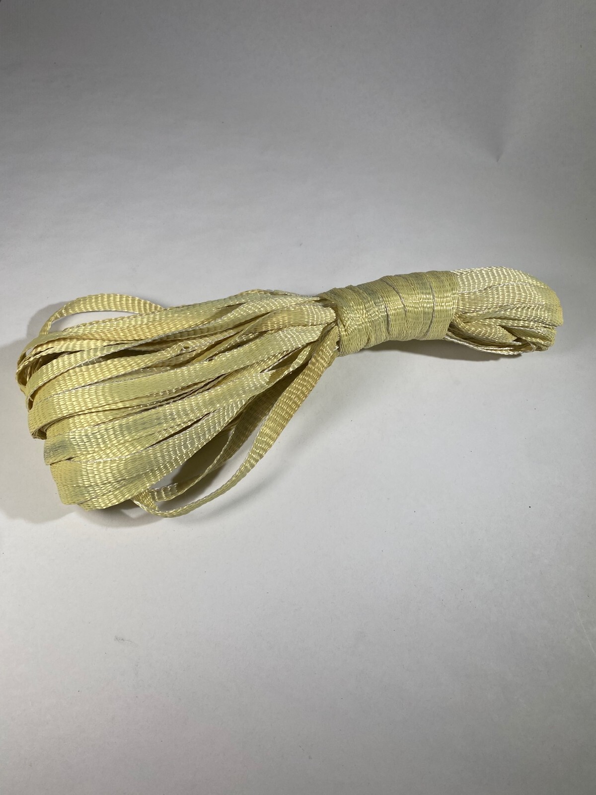100ft 1/2 inch wide made with kevlar woven polyaramid mule tape strappng NOS