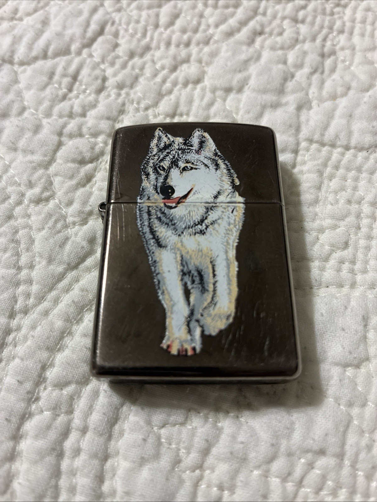 Beautiful 2003 Zippo Chrome "Wolf" Lighter Made in USA