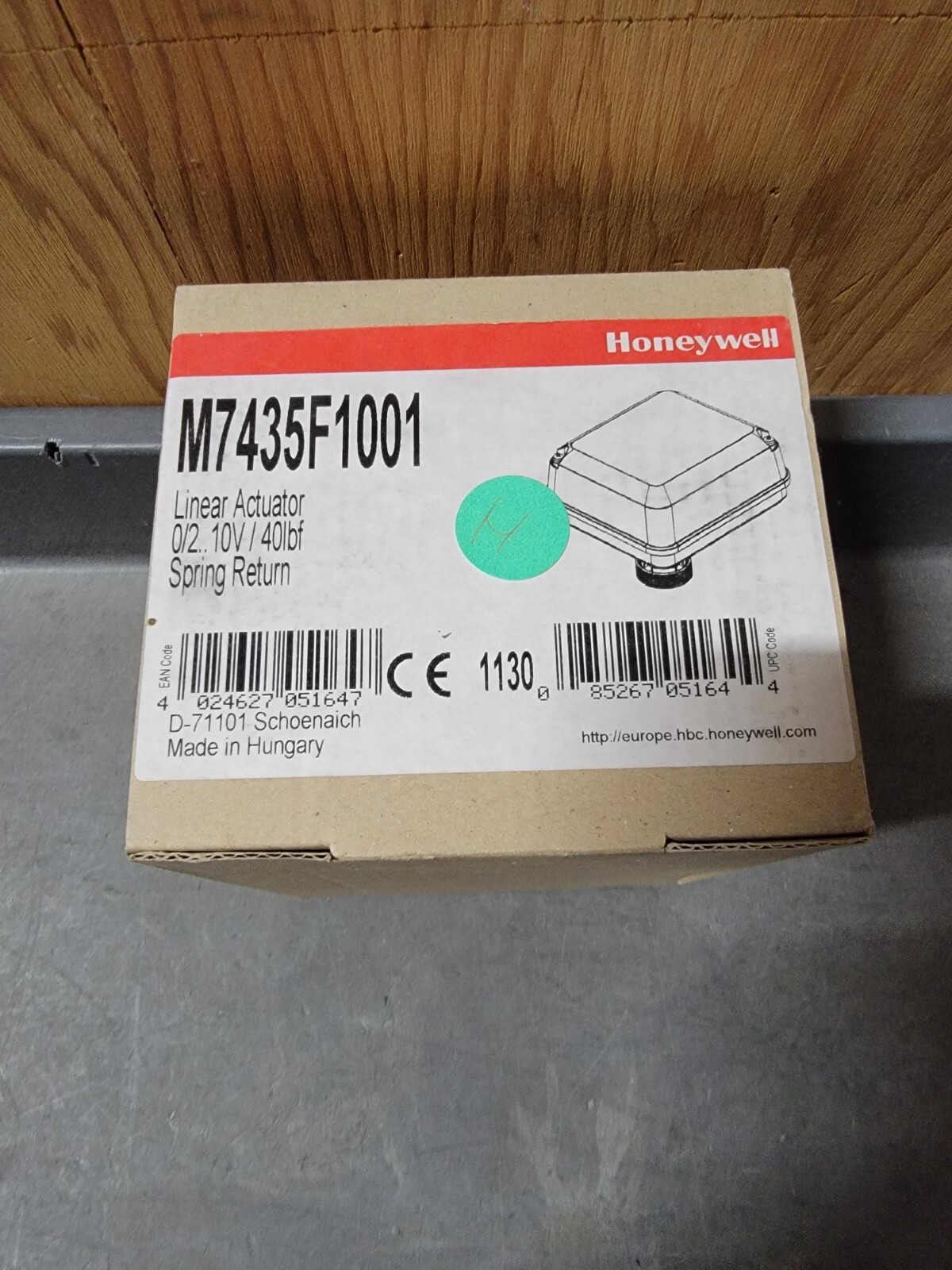 *New Unused* Honeywell M7435F 1001 Spring Return Modulating Valve Actuator
