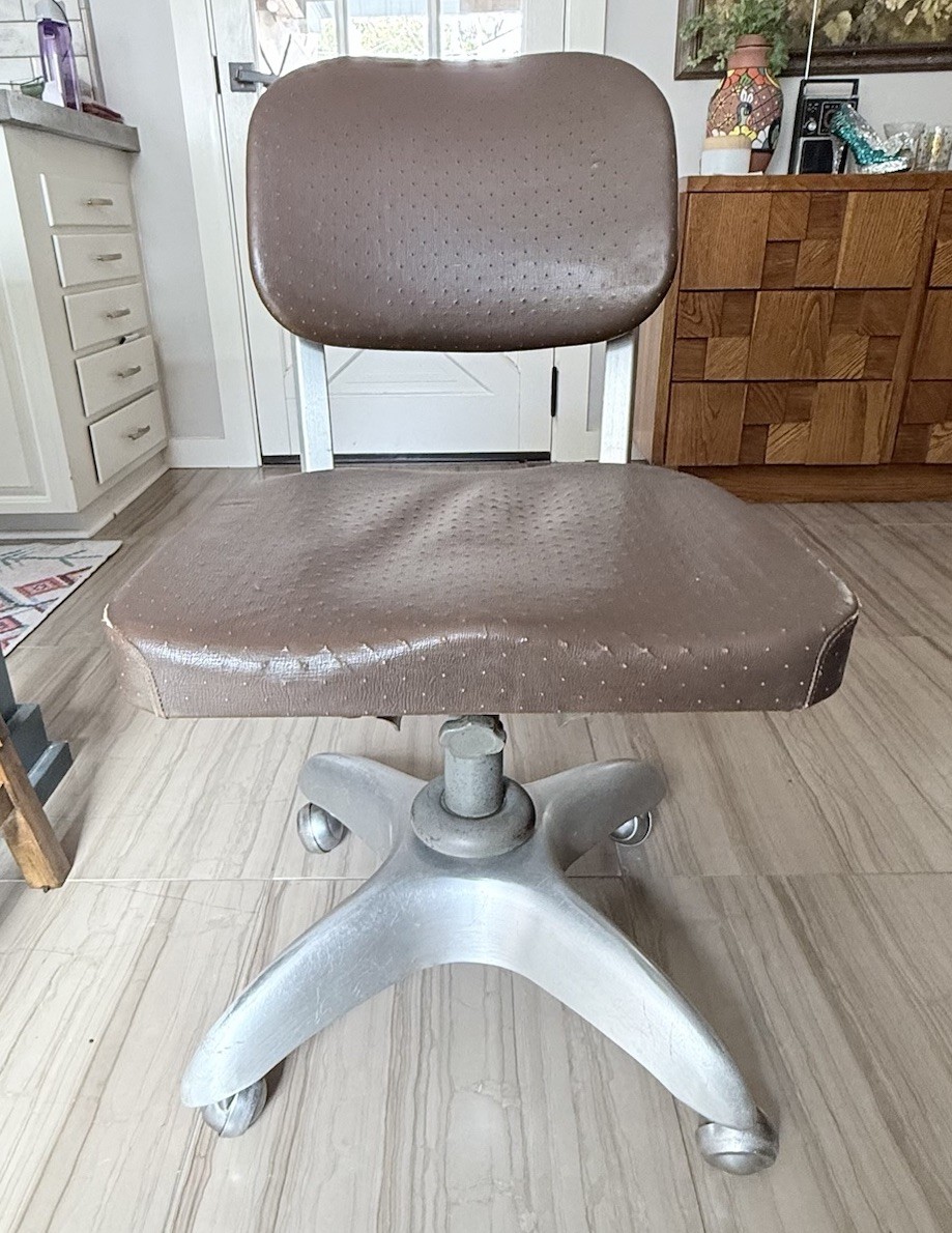 GoodForm Aluminum Industrial Office Chair Mid Century Propeller Base Bassick