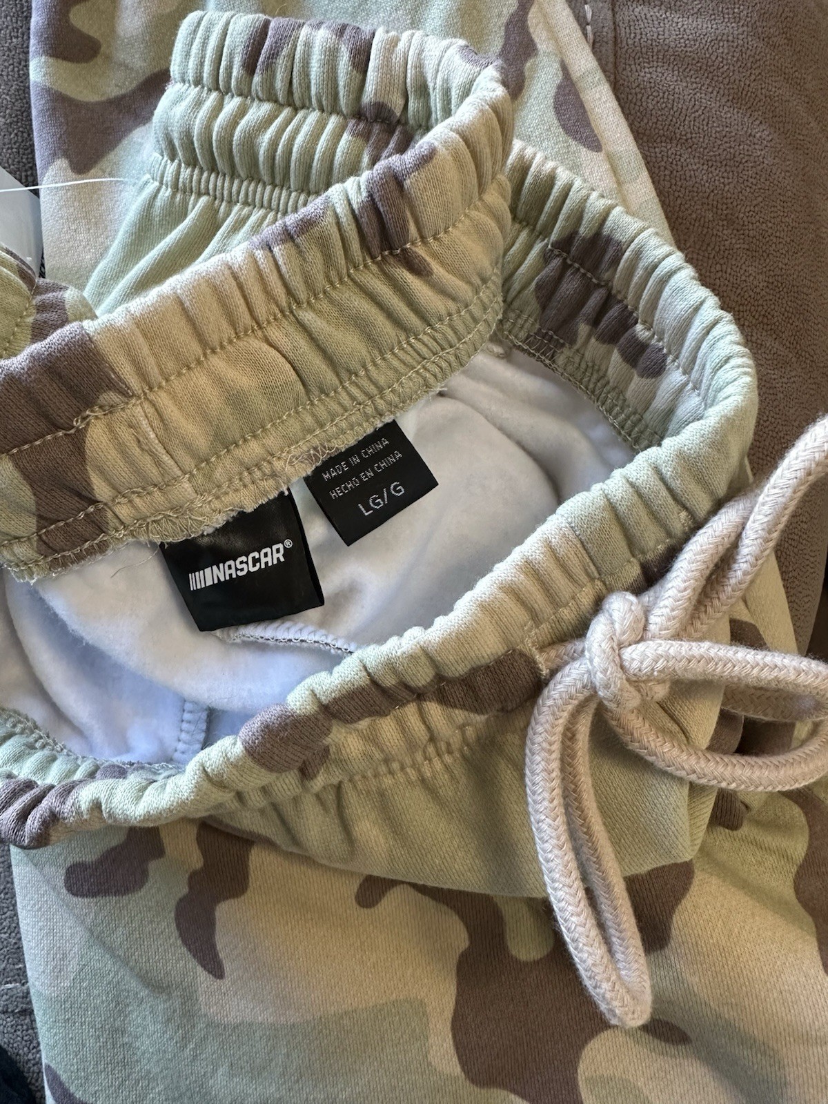 NASCAR Men’s Camo Jogger Sweatpants LARGE