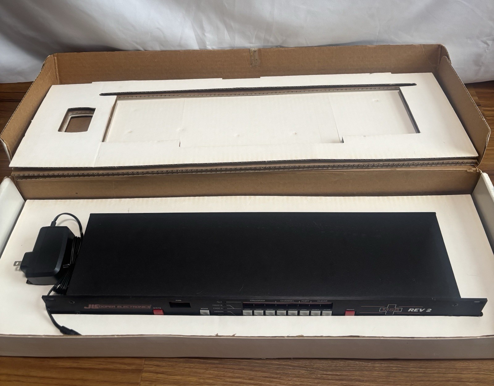 JL Cooper MSB Plus REV2 MIDI PATCH BAY - excellent condition