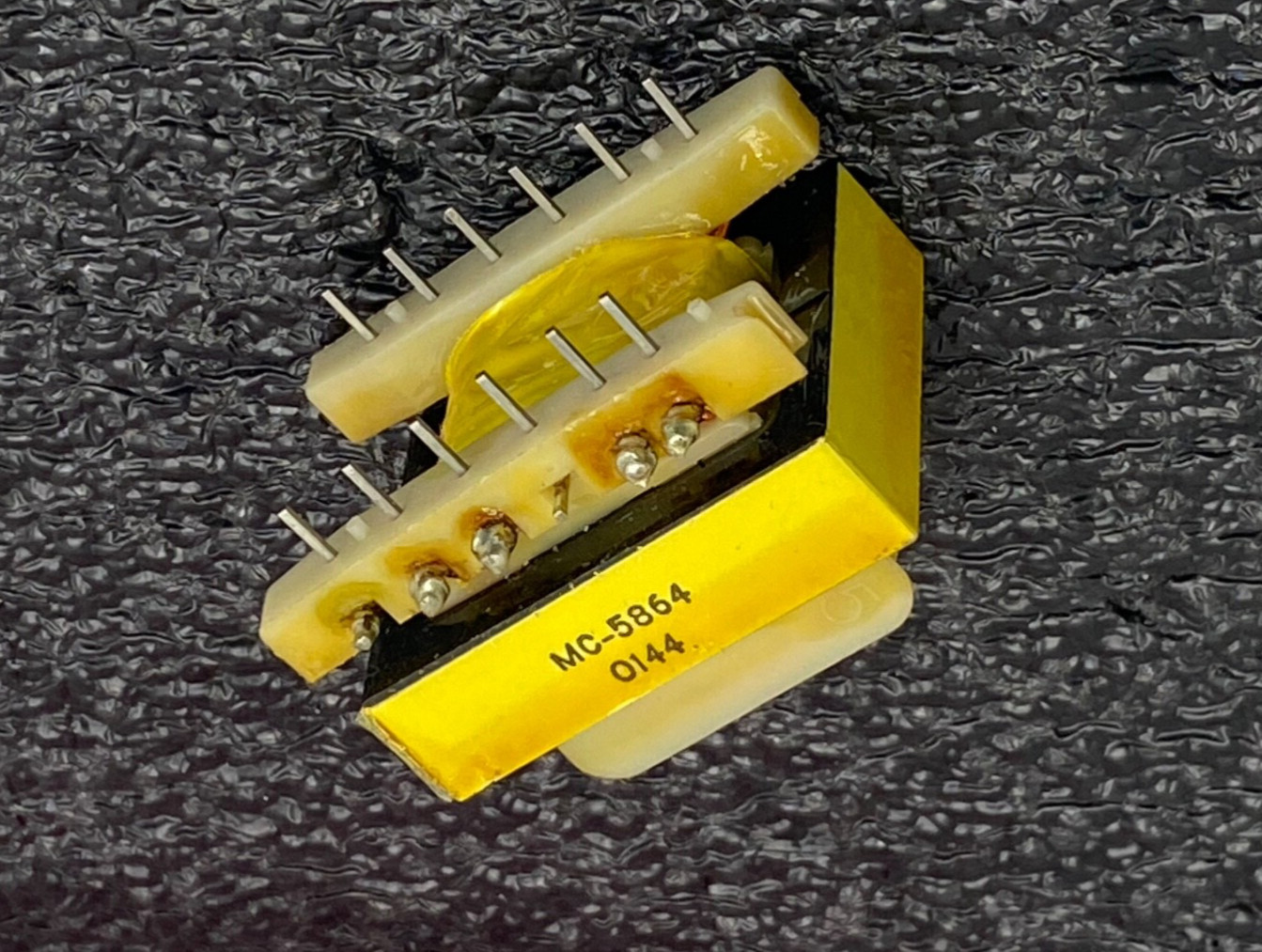 transformer MC-5864, MC5864 0144