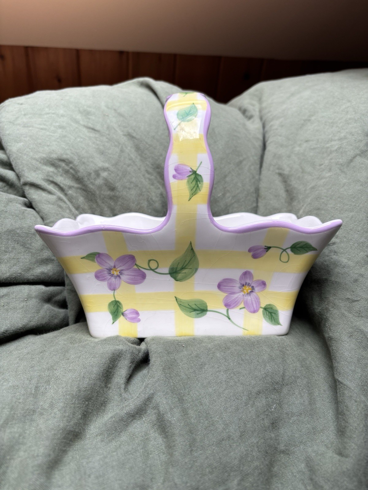 Teleflora Spring Summer Basket Handle White Flower Design W/ Tray!