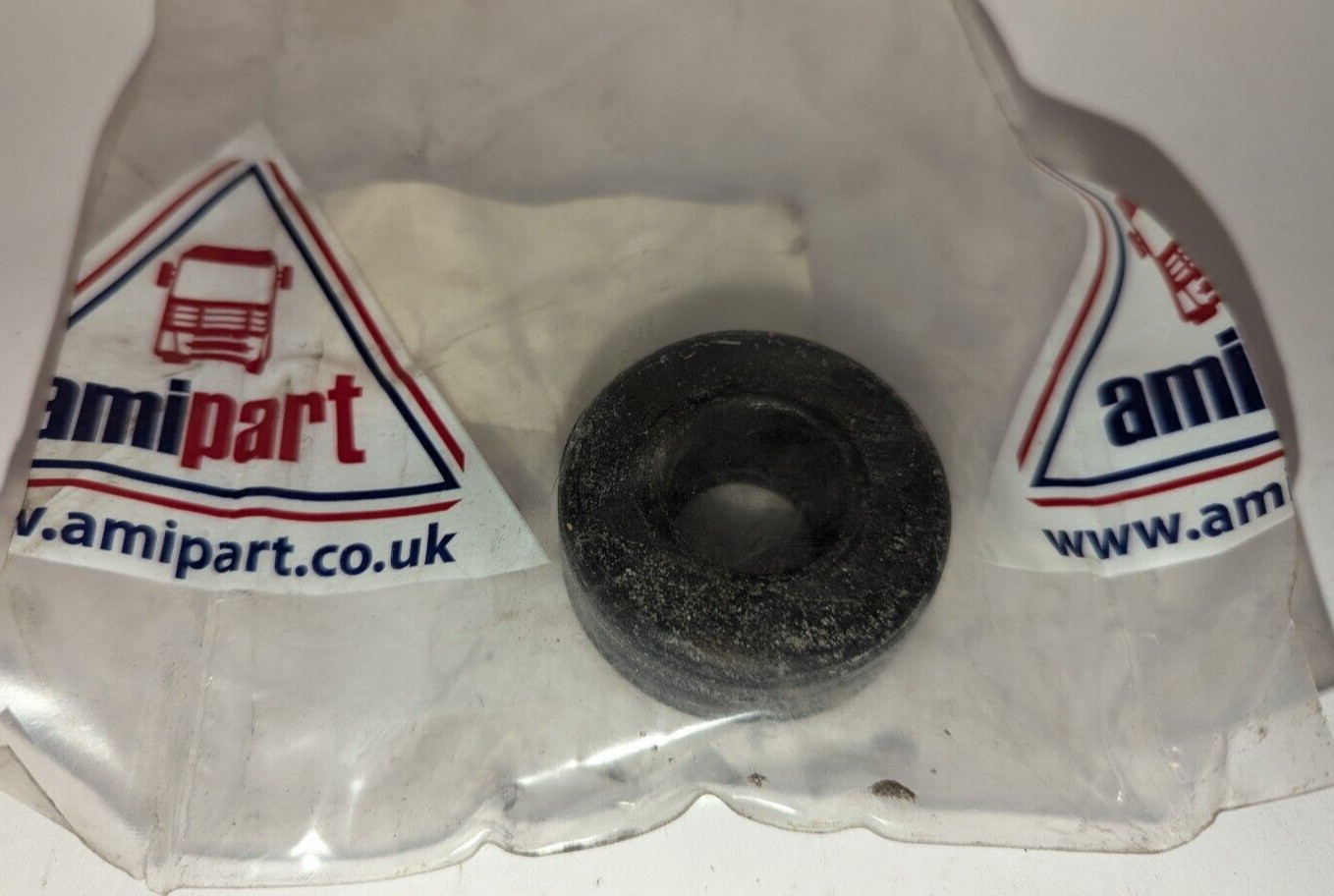 Job lot of 7 shock absorber bushes for DAF IVECO AM2355   FREE UK SHIPPING