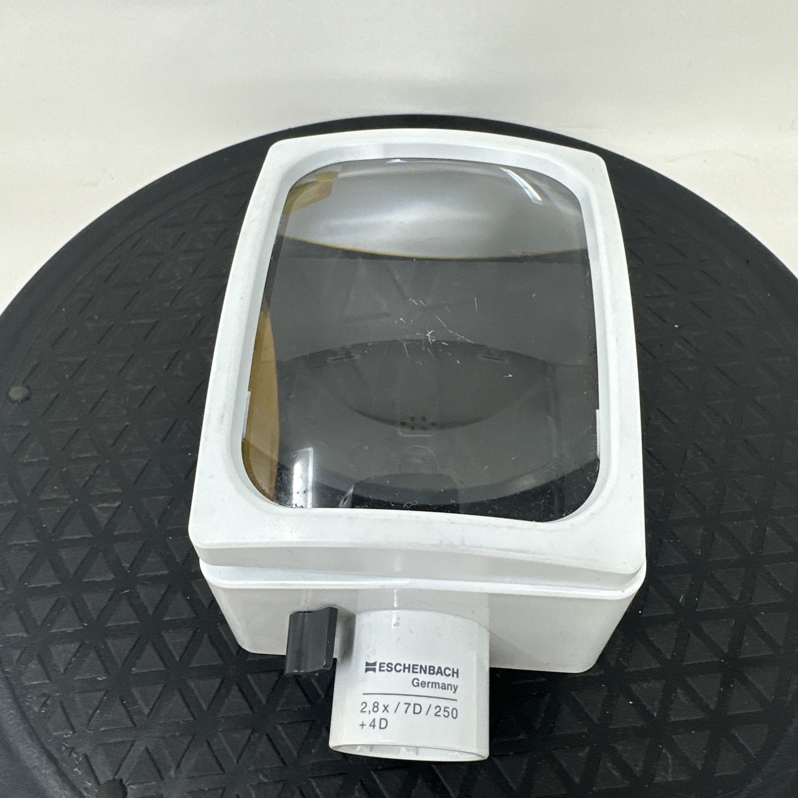 2.8X Eschenbach Magnification Rectangular Head Model 2.8x / 7 D / 250 + 4D