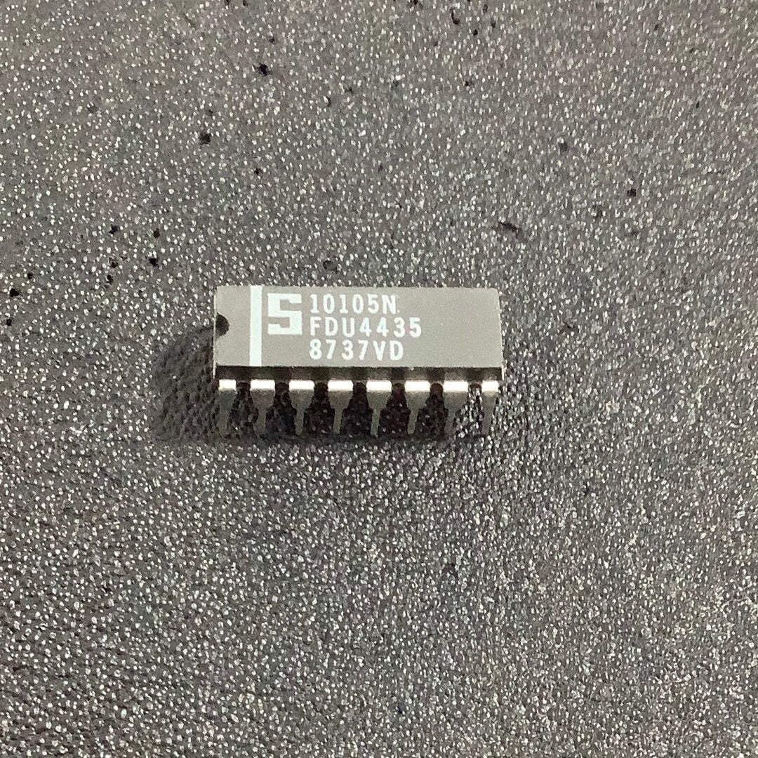10105N - SIGNETICS - Triple 2-3-2-Input OR/NOR Gate