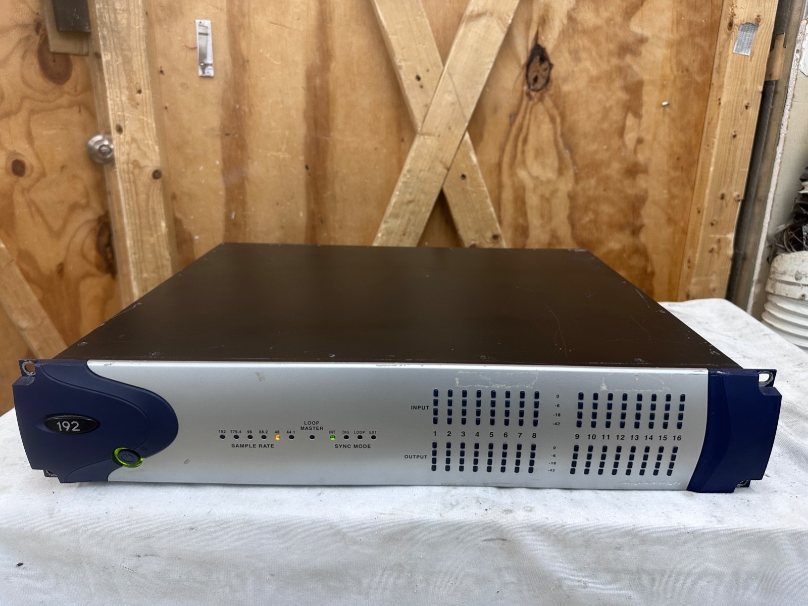 Digidesign 192 Pro Tools HD Interface 1 Analog In, 2 Analog Out, 1 Digital I/O