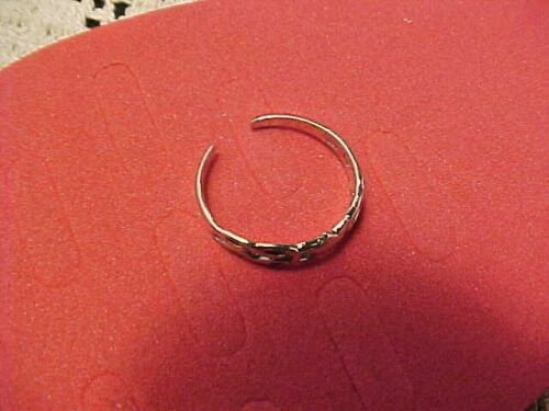 Toe Ring Star Motif Sterling Silver Adjustable NEW