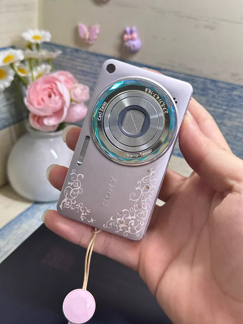 Sony Cyber-Shot DSC-W350D Digital Camera 14.1MP 4x Optical Zoom Sakura Pink
