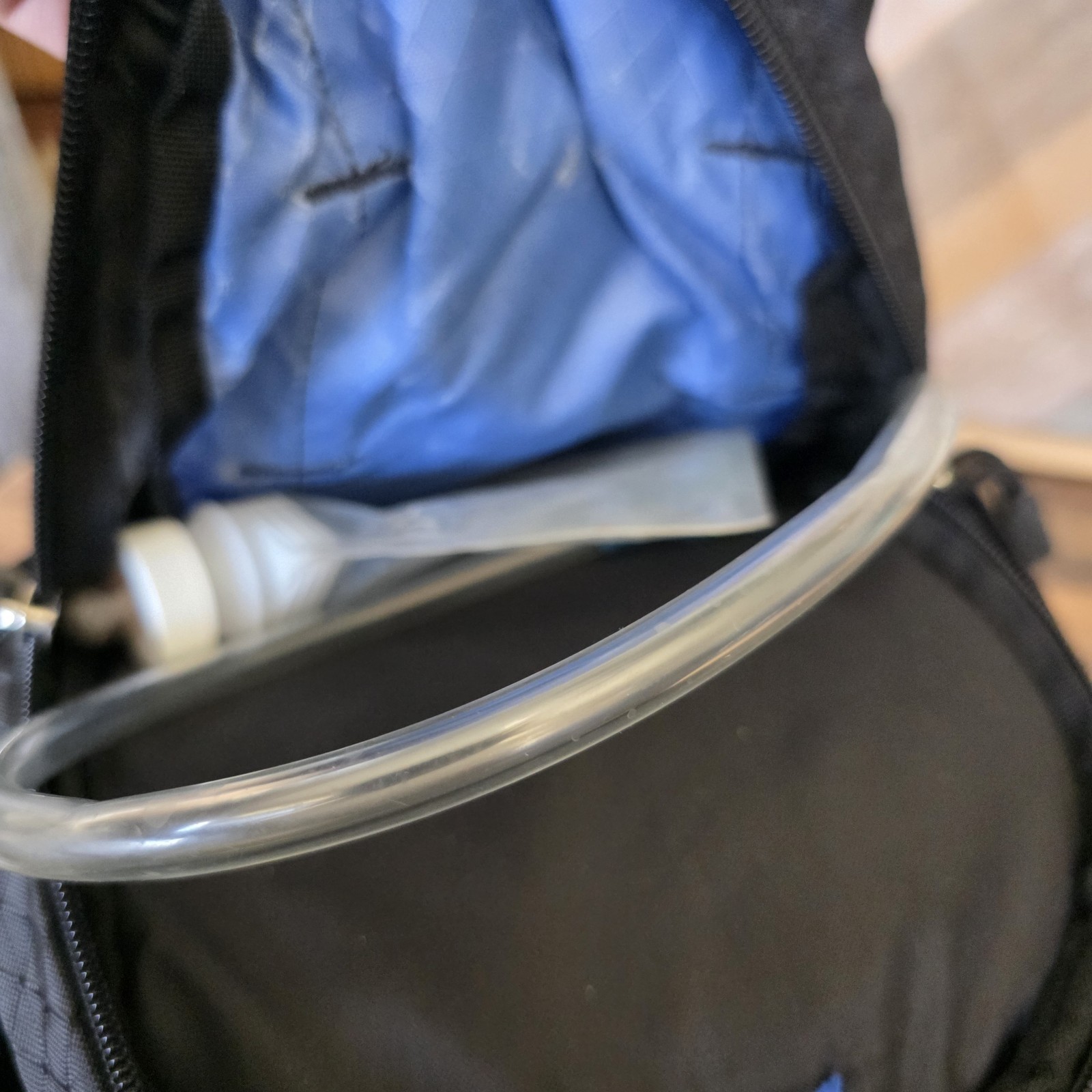 Eddie Bauer Hydration Backpack Pack Adjustable Hiking Outdoors Blue & Black