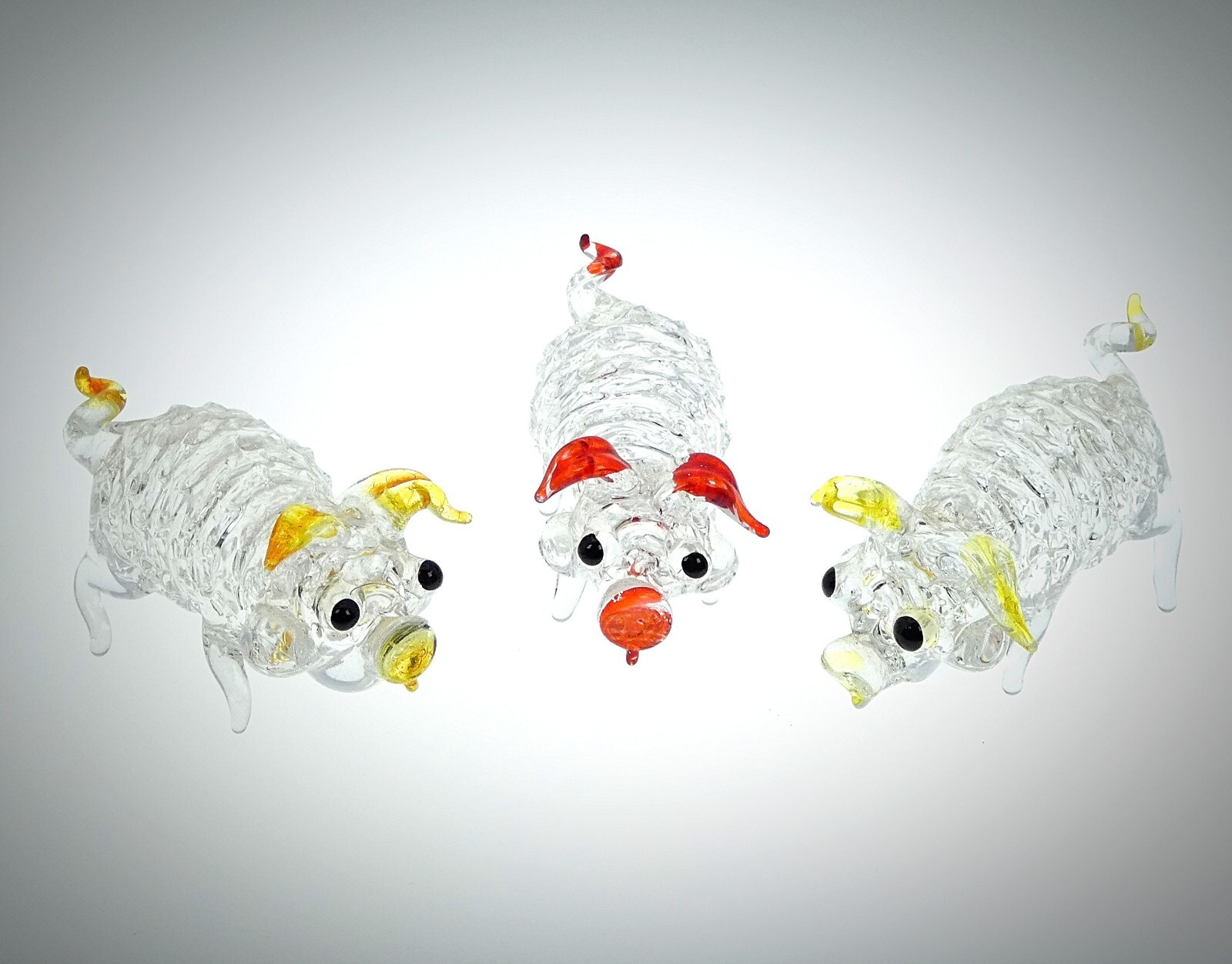 Vintage Trio of Hand Blown Glass Lattice Work Pigs From Disneyland Anaheim