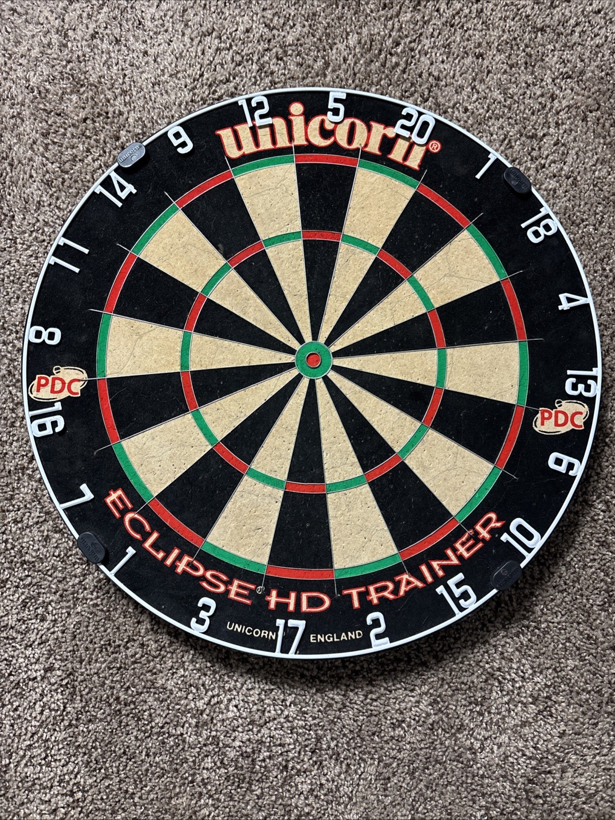 UNICORN ECLIPSE HD TRAINER DARTBOARD - THINNER DOUBLES AND TREBLES