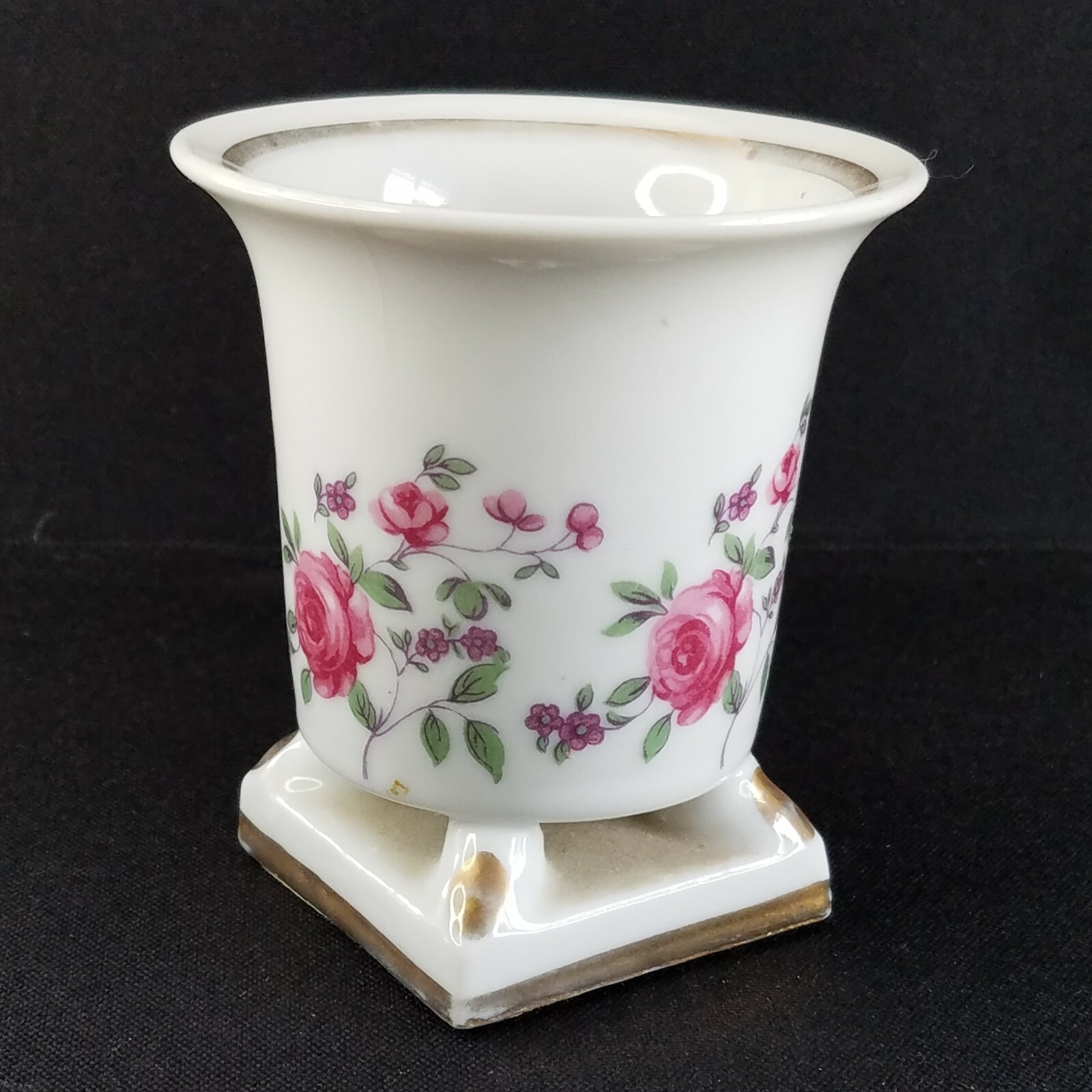 Planter Ceramic Porcelain Roses Square Bottom Round Top Small Vase A3-810