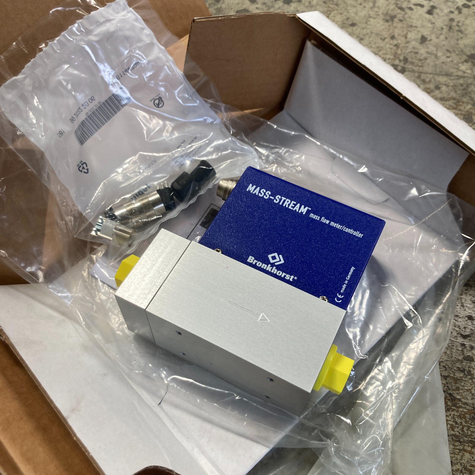 Bronkhorst Mass Stream D-6270 Mass Flow Meter M+W Wagner MSR