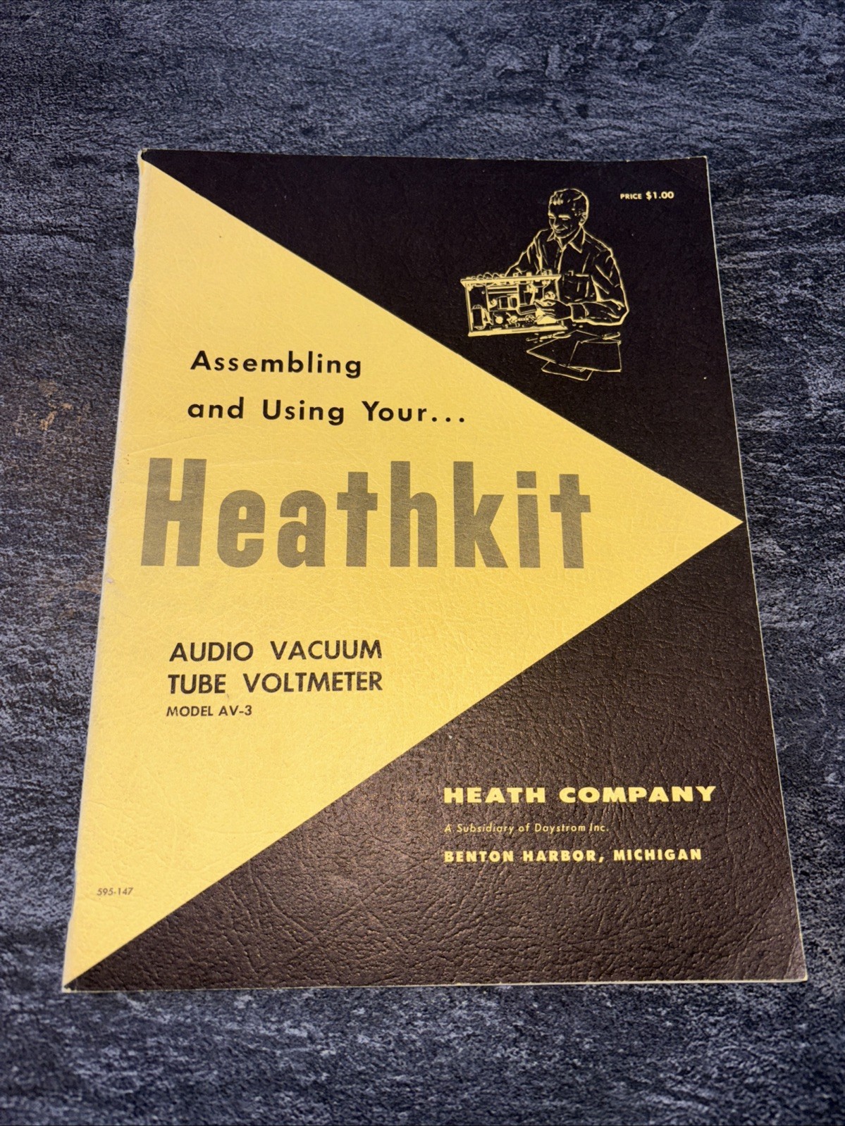 Heathkit AV-3 Audio Vacuum Tube Voltmeter Manual with Schematics original LOC F