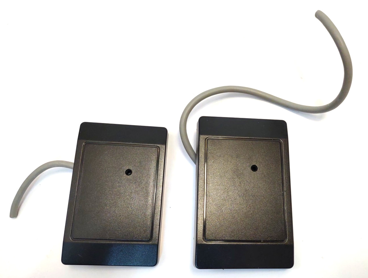 Lot of 2 HID ThinLine II 5395CK100 Switch Reader 5395-380-01 CAN22361032212A