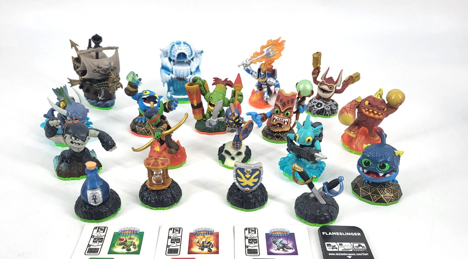 Lot Of 18 Assorted Skylanders Figures - Good Condition SL18