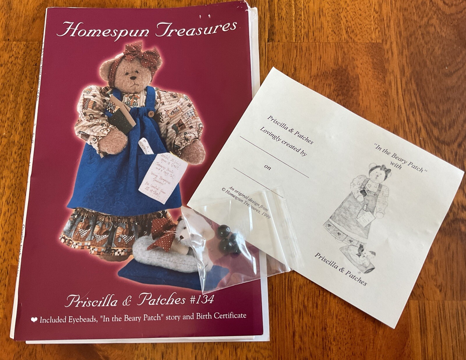 Homespun Treasures Pattern #134 - Priscilla & Patches - UNCUT with Eyebeads