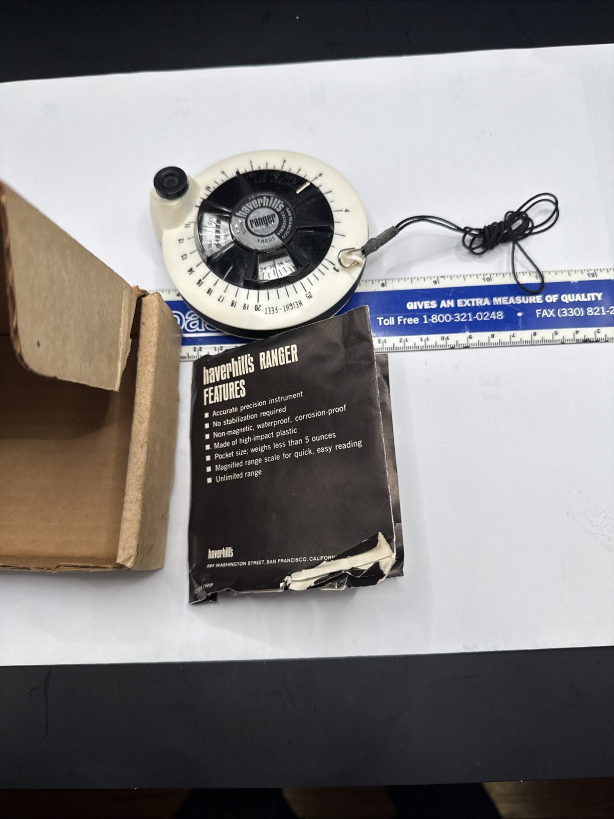 Vintage Davis Instruments 1966 Range Finder with original papers & delivery box