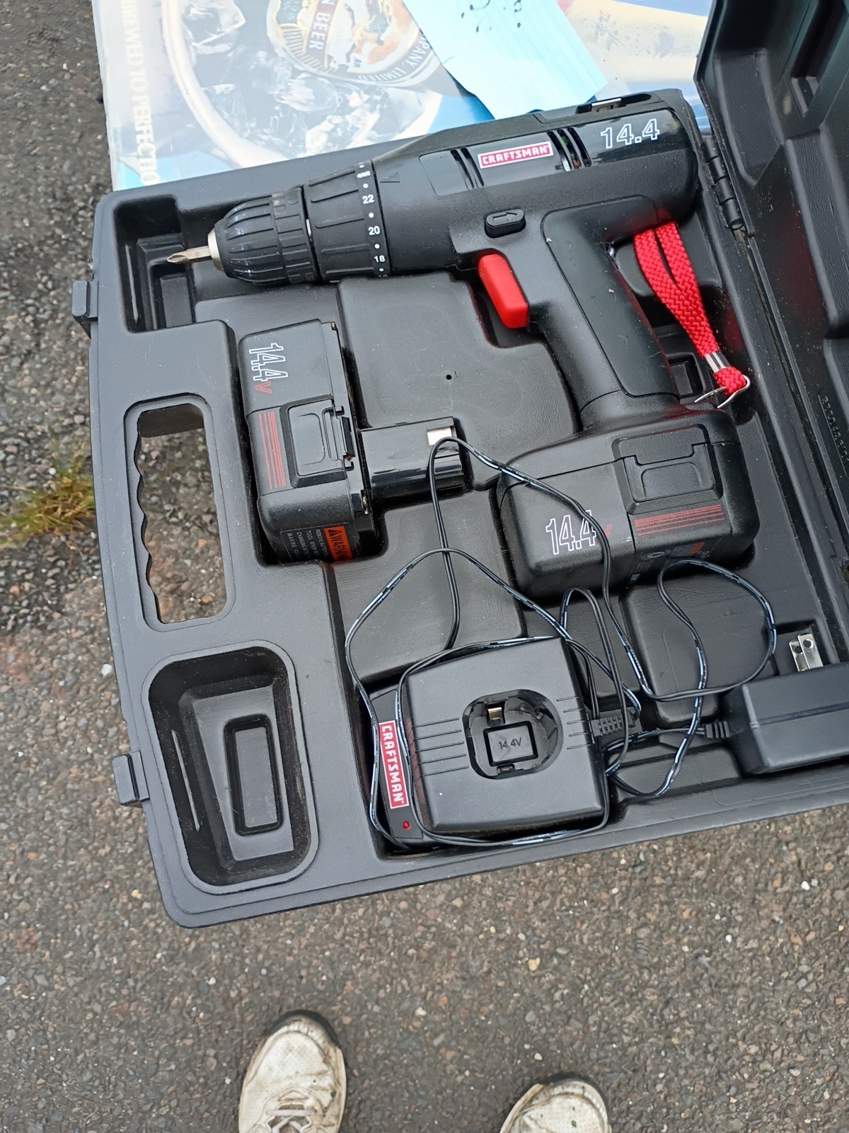Craftsman 14.4 V, 3/8 Drill Driver, w-Case, Charger Works Old New Stock