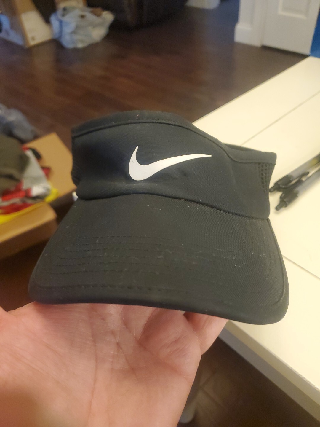 SWEET ULTRA LIGHTWEIGHT NIKE DRI FIT FEATHERLIGHT BLACK VISOR OSFA
