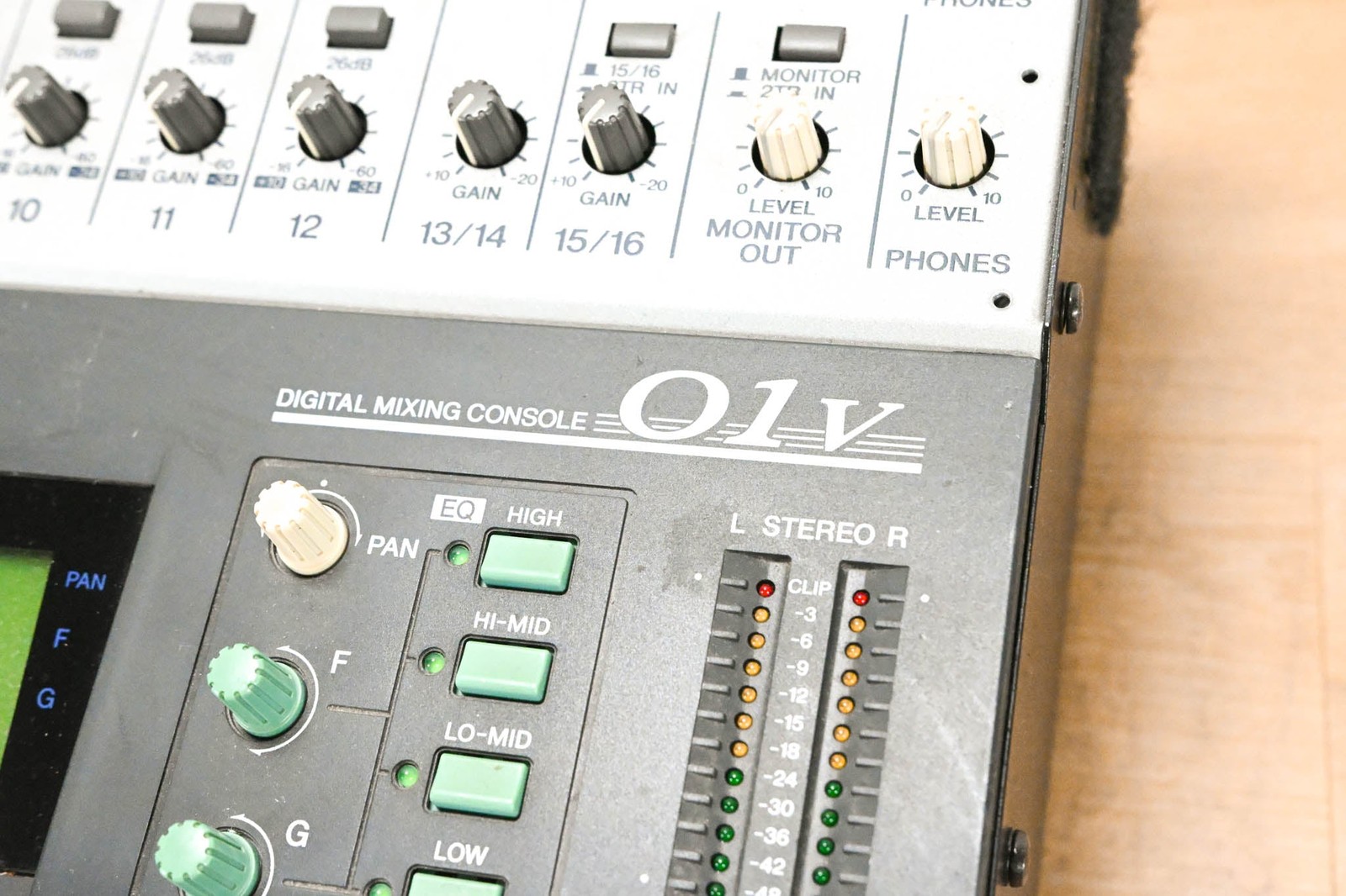 Yamaha 01V 16-Channel Digital Audio Console CG013HQ