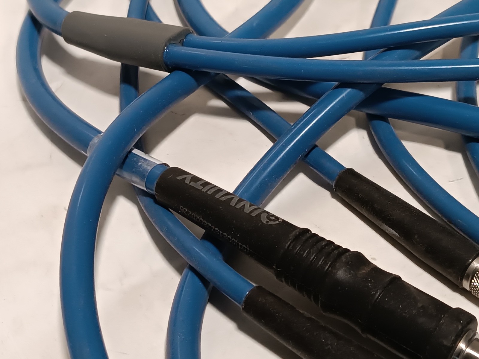 Stryker Invuity 11285 Rev A Bifurcated Fiber Optic Cable 140" Length
