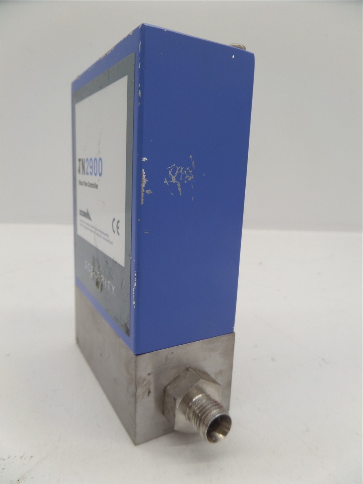 Celerity TN2900 Mass Flow Controller FM-3901V-J-4S Air 8 SLPM