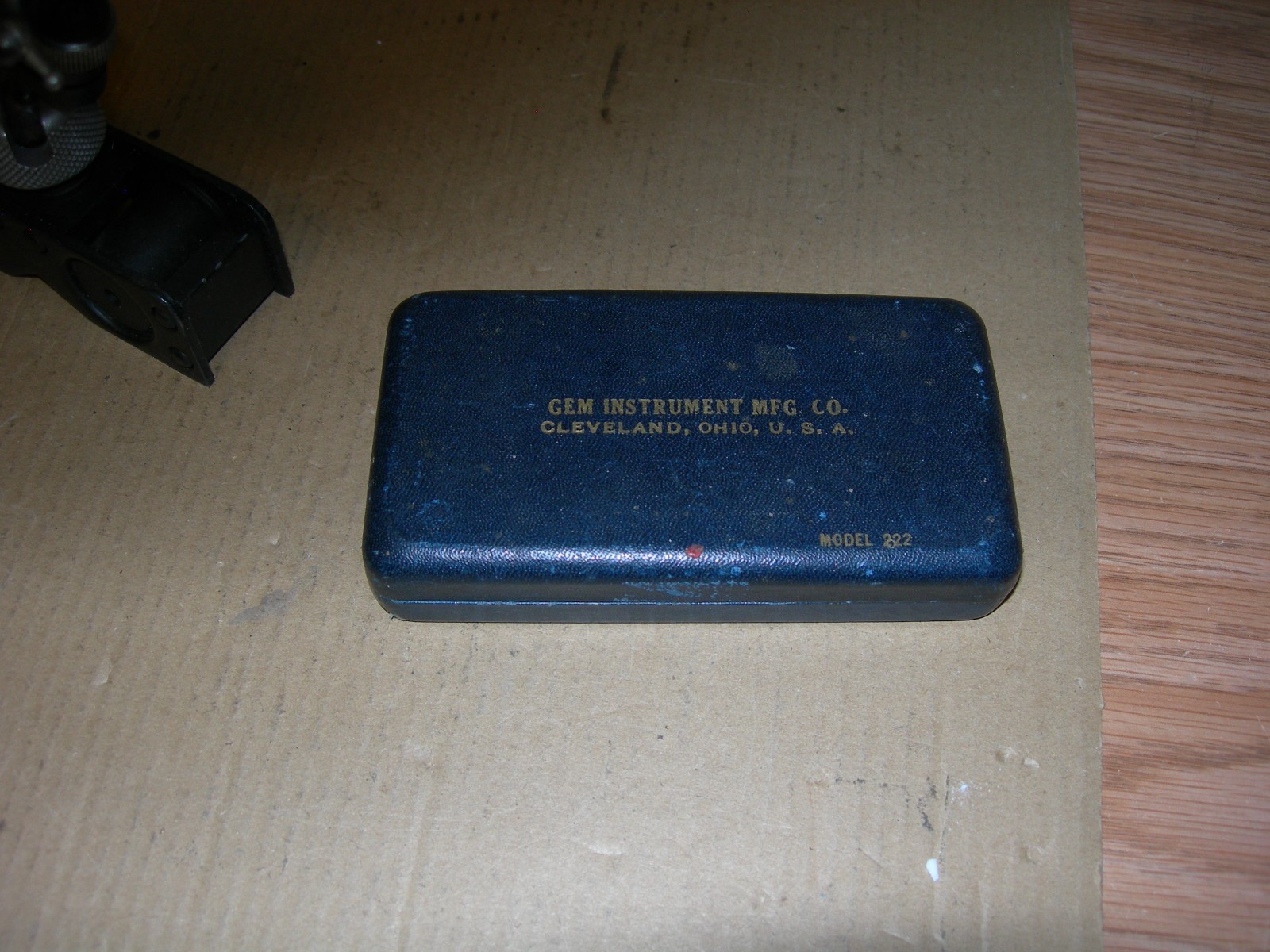 Gem Indicator with Magnet Indicator Holder + Indicator Case.