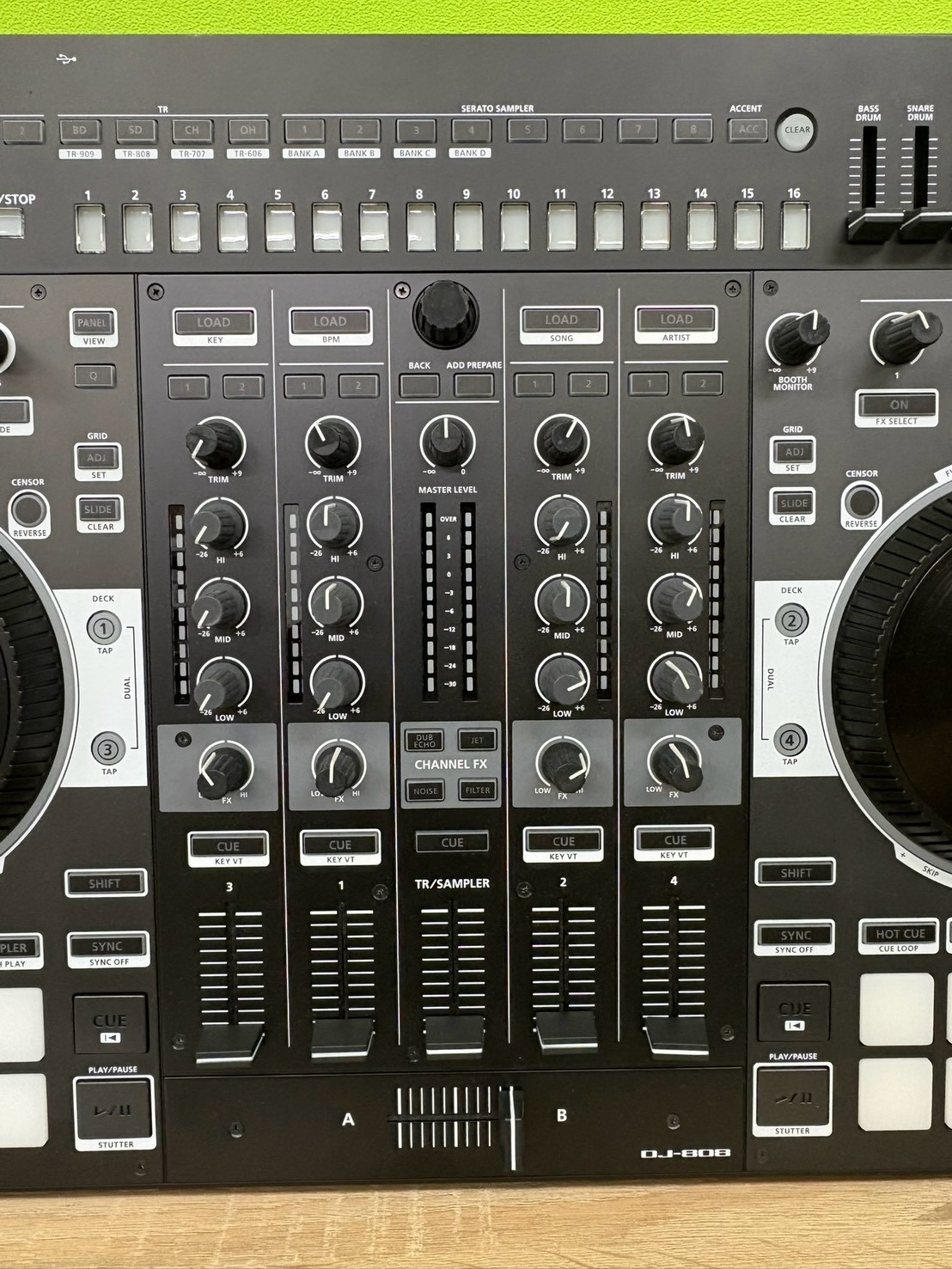 Roland DJ-808 DJ Controller Used Tested