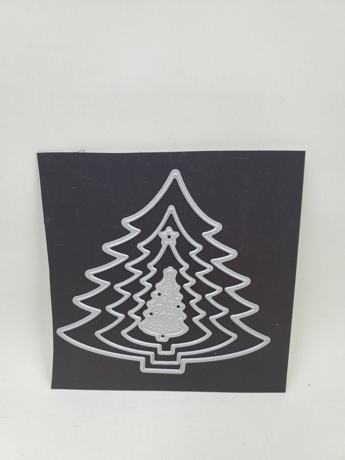 MO1 Momenta Christmas Trees thin metal 4pc die Set