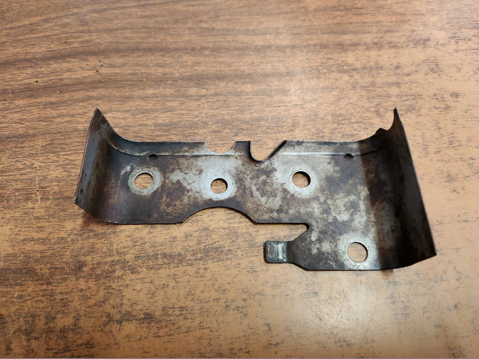 Briggs & Stratton Model 81302 Horizontal Shaft Engine Cylinder Head Cover