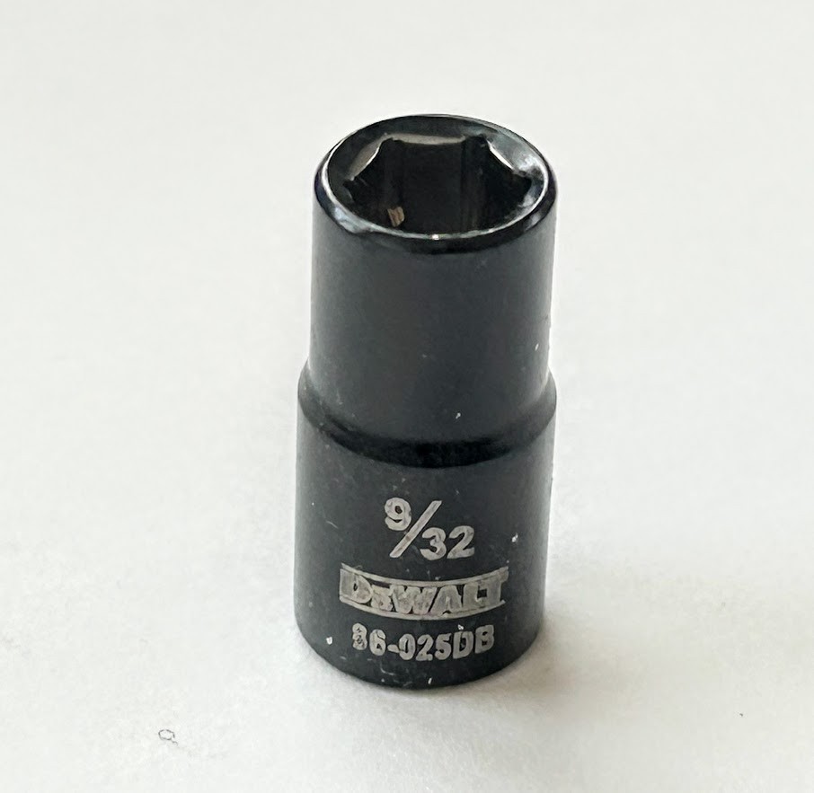 DeWalt 9/32" x 1/4" Dr  SAE Black Chrome  Socket  86-025DB - 6 Pt Free Shipping
