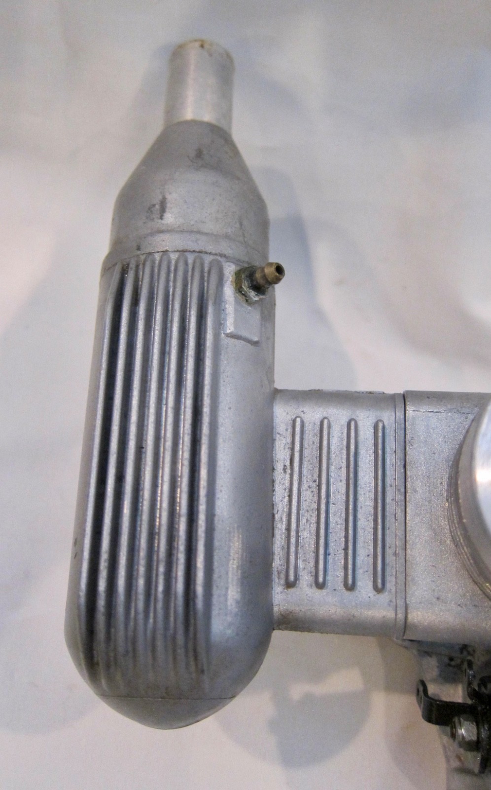 K&B 61 R/C Model Airplane Engine with Muffler