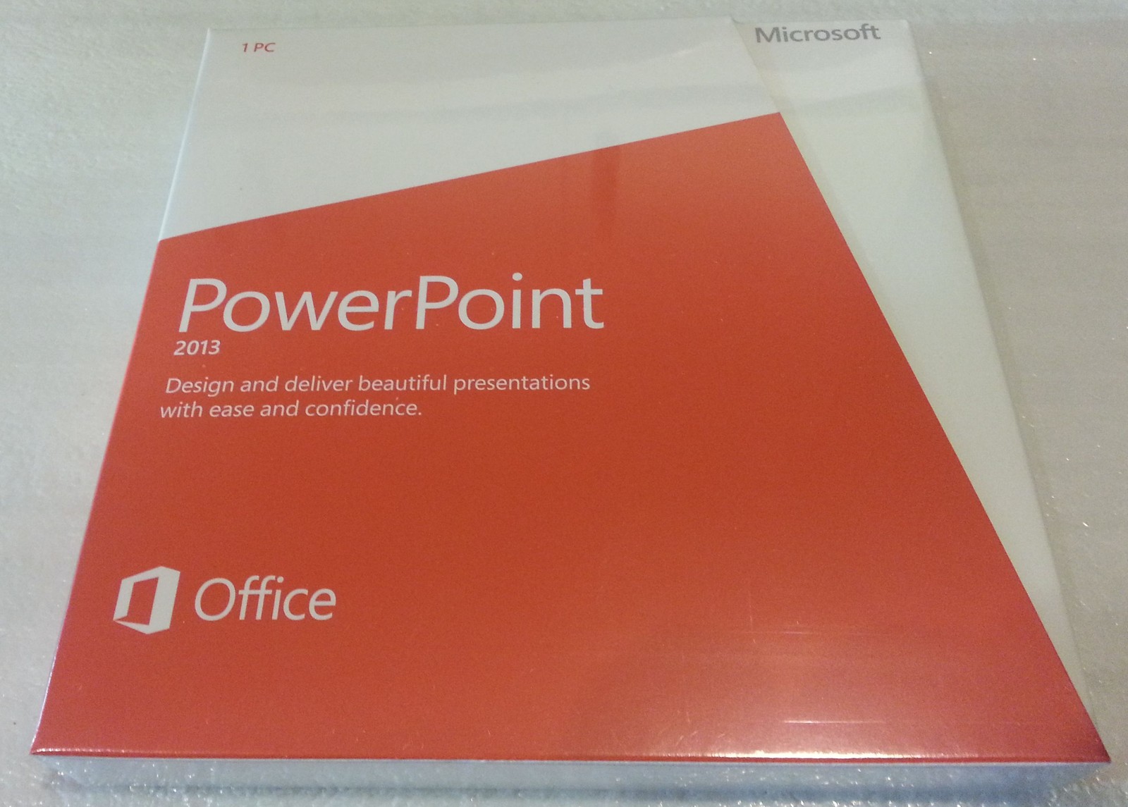 Microsoft PowerPoint 2013  Retail DVD Install PC 1 Use