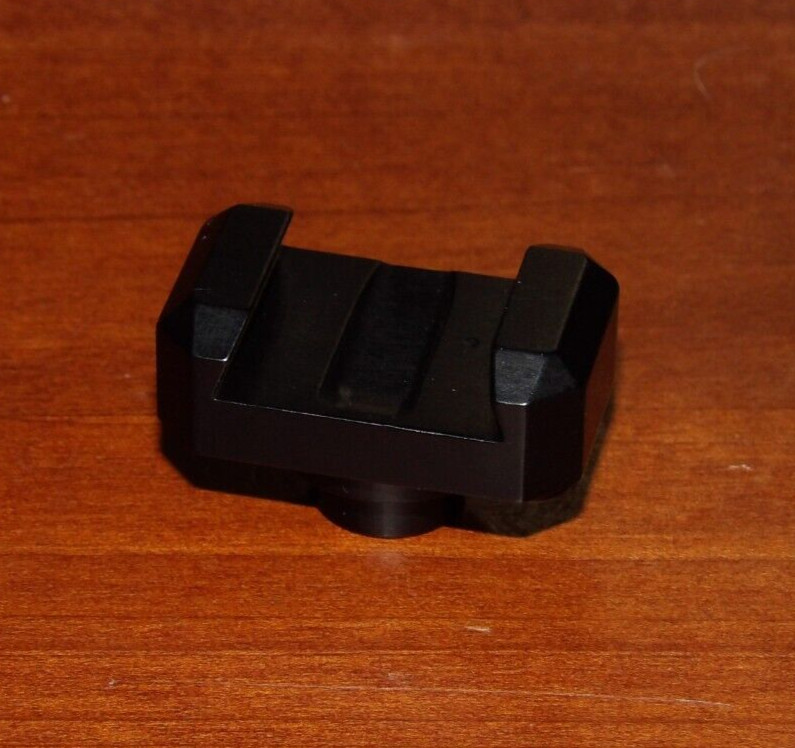 New Lower Bracket/Mount - RIGHT Handed  Mathews Detachable Low Pro Quiver-Detach