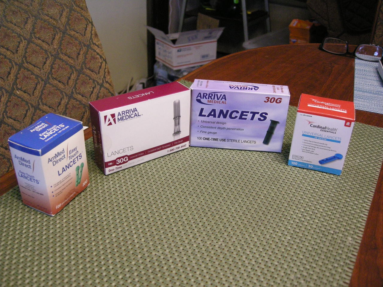 Approx (380) Arriva ArnMed Cardinal Health 30 Gauge Diabetic Lancets *LOOK!