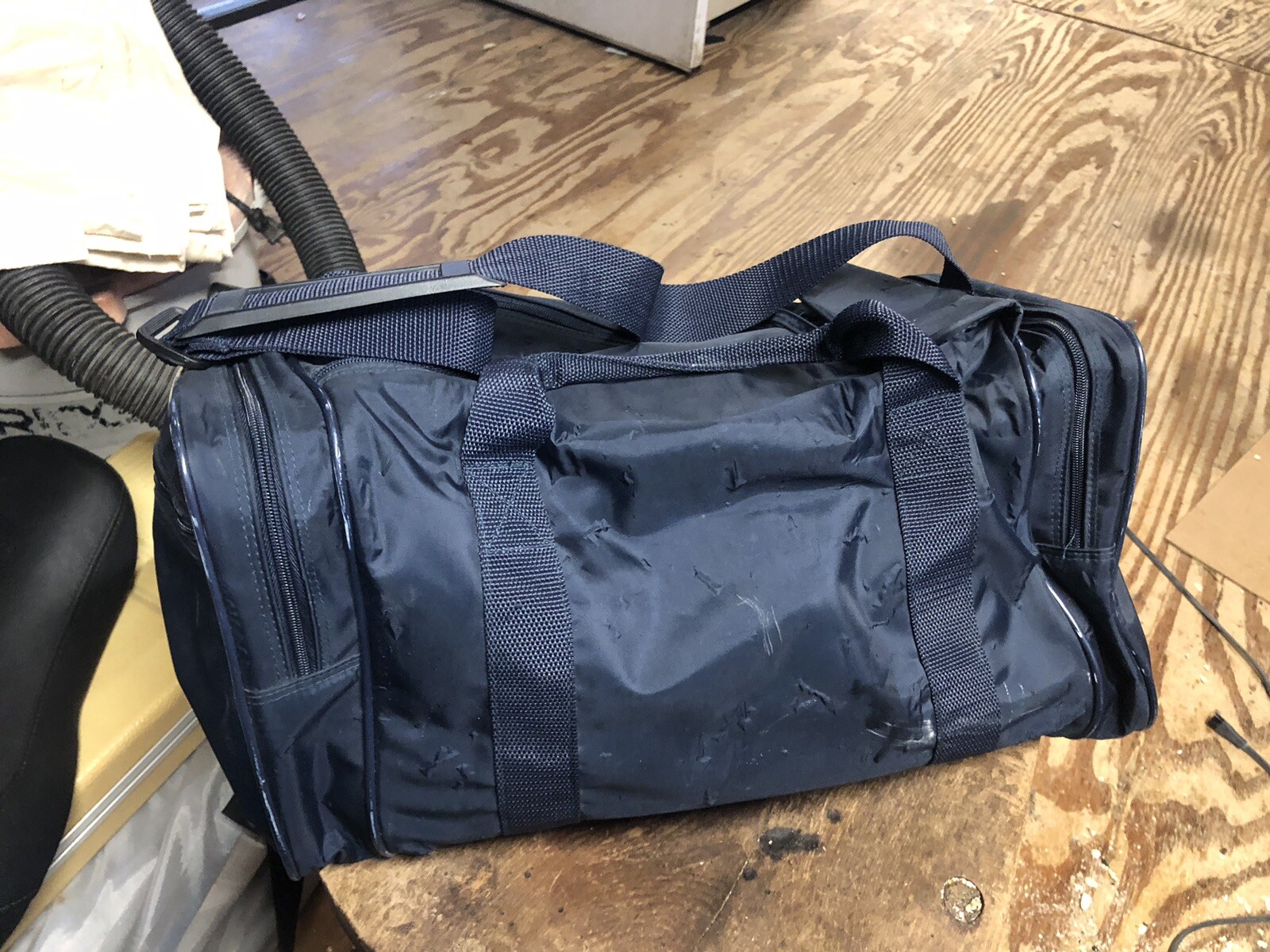 PIC  Pilots flight bag/headset Bag Many Zippered Compartments