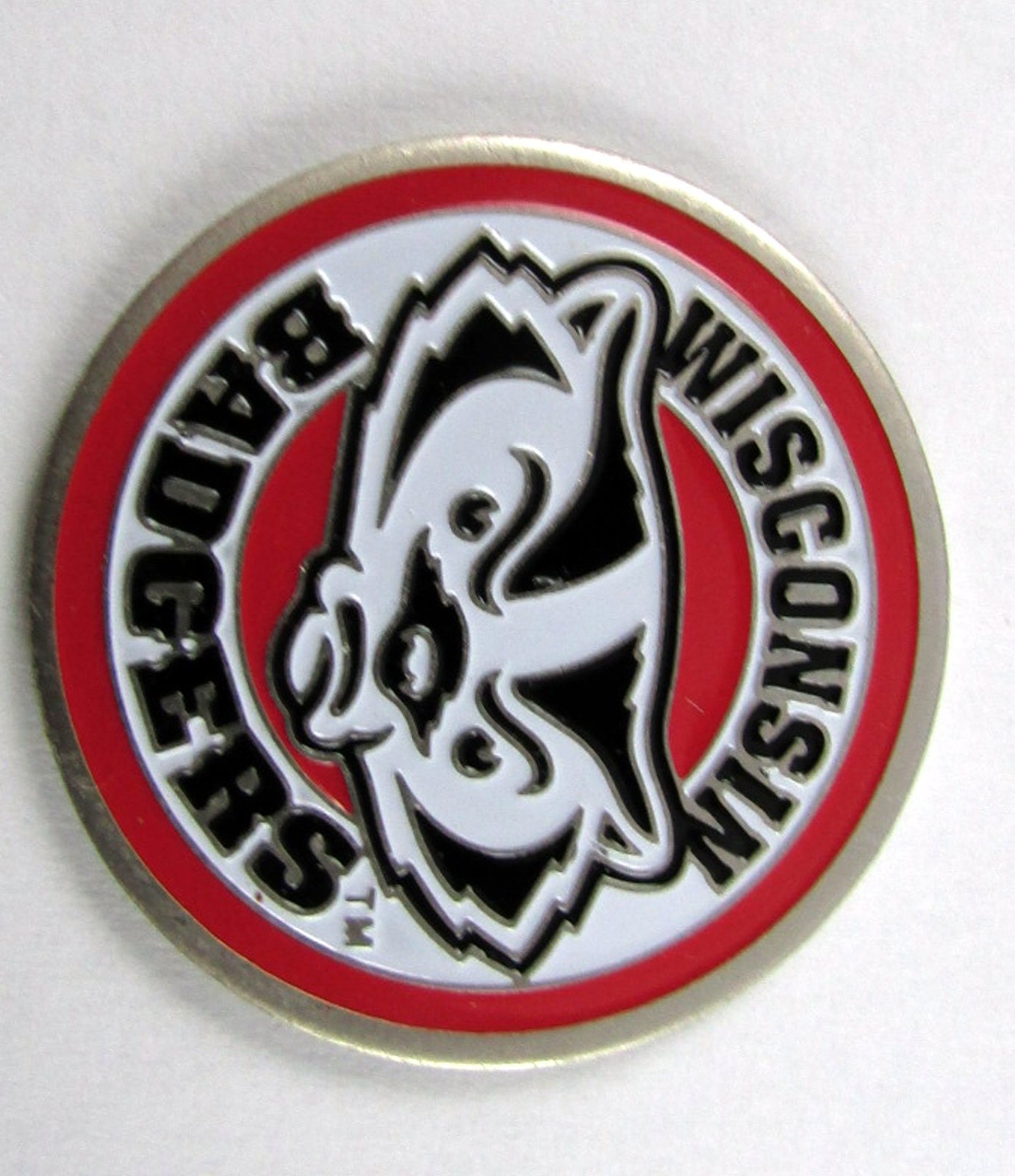 5 NCAA Collegiate Golf Ballmark Ballmarker Ball Mark Wisconsin Badgers B White