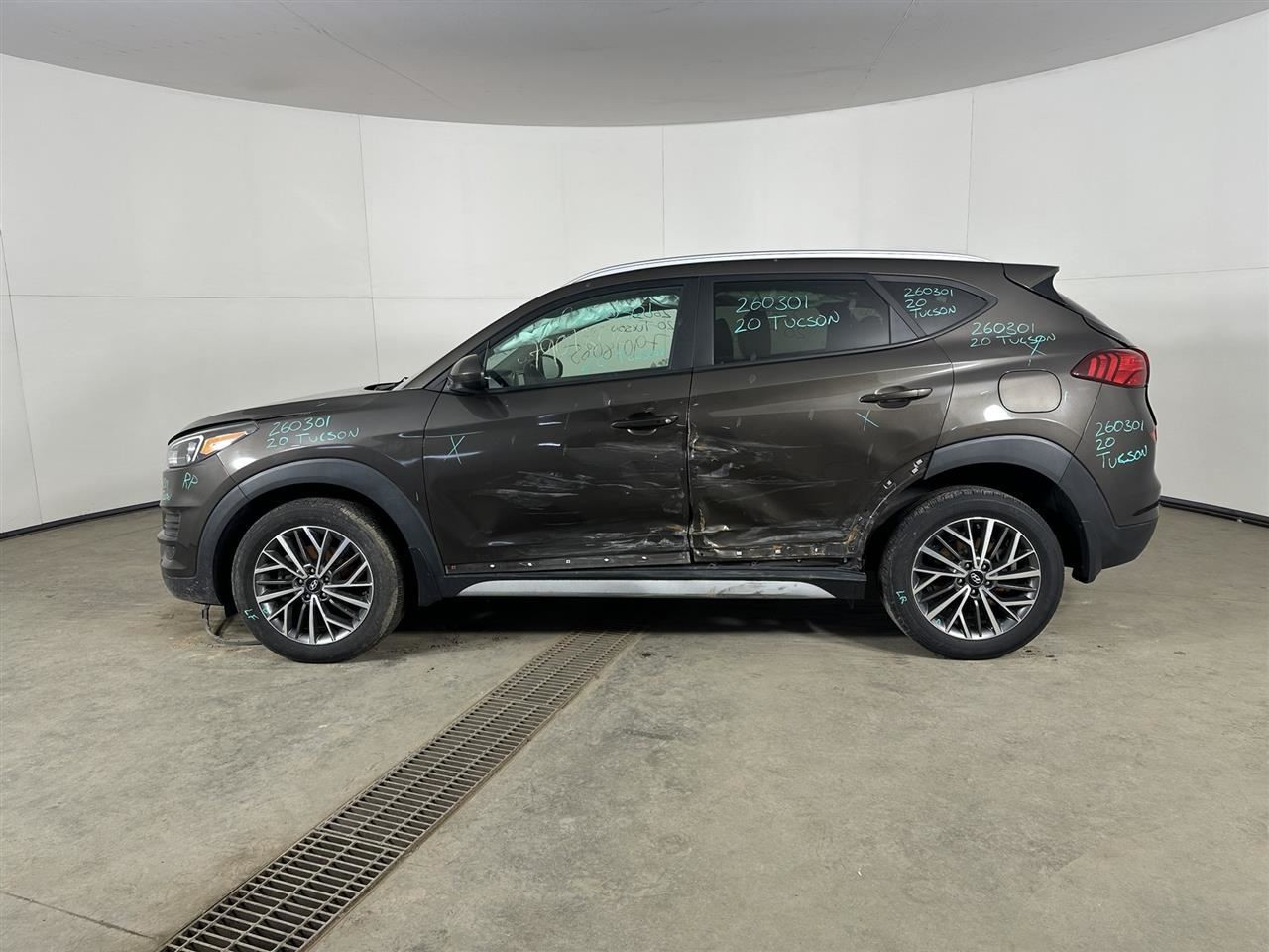 Driver Front Spindle/Knuckle ABS AWD Fits 16-21 TUCSON 2858776