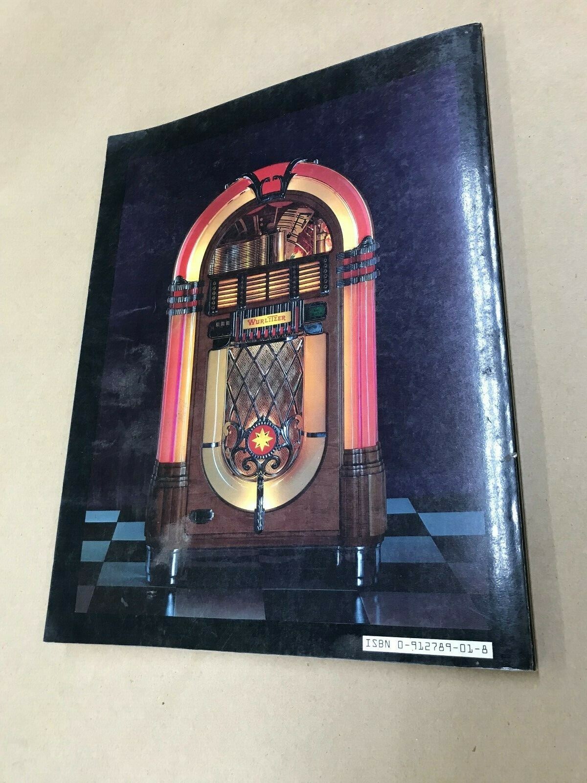A Complete Identification Guide To The Wurlitzer Jukebox by: Rick Botts 1984