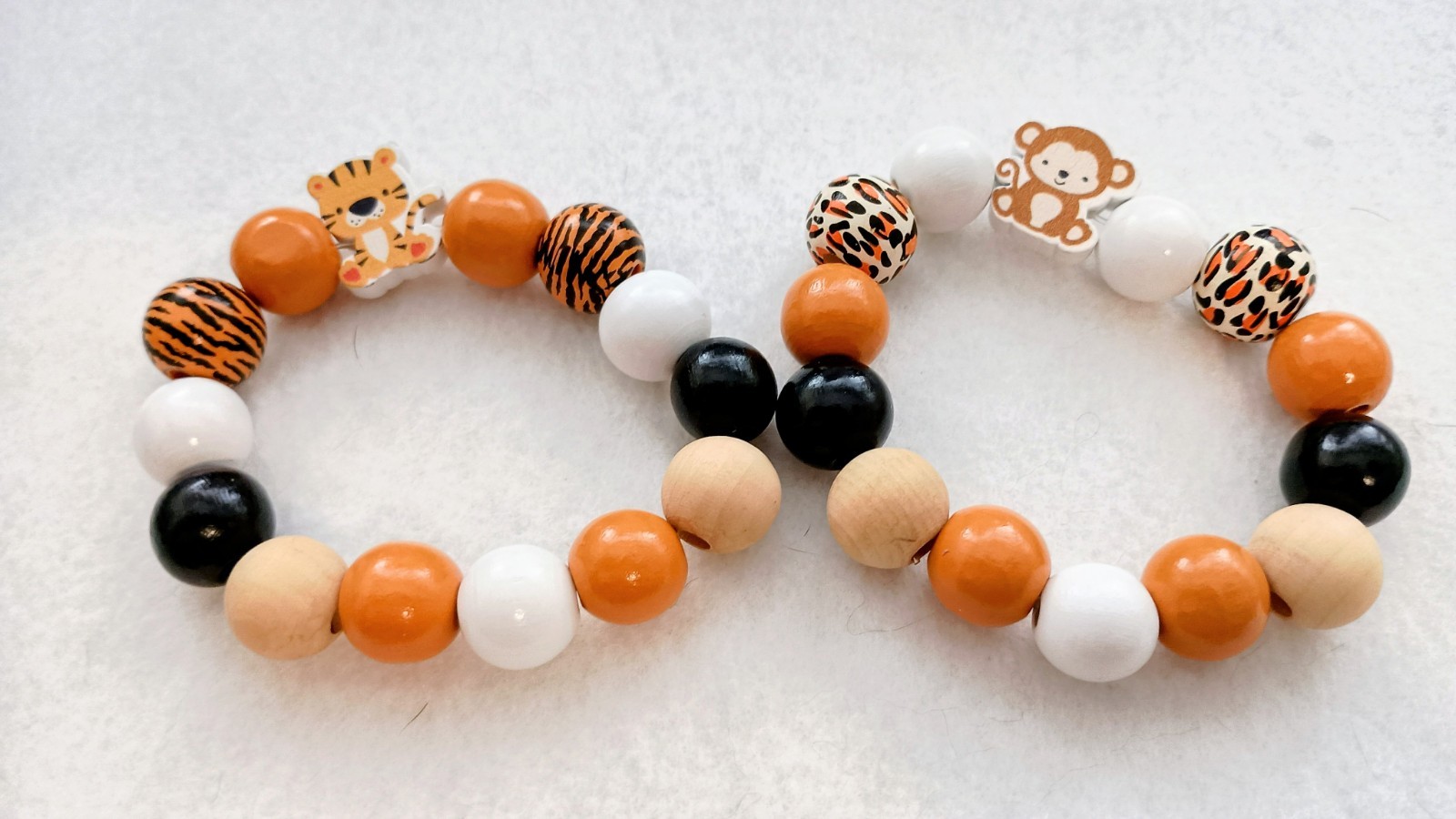 Handcrafted Animal Wood Beaded Bracelets LOT 2 PC *NEW*