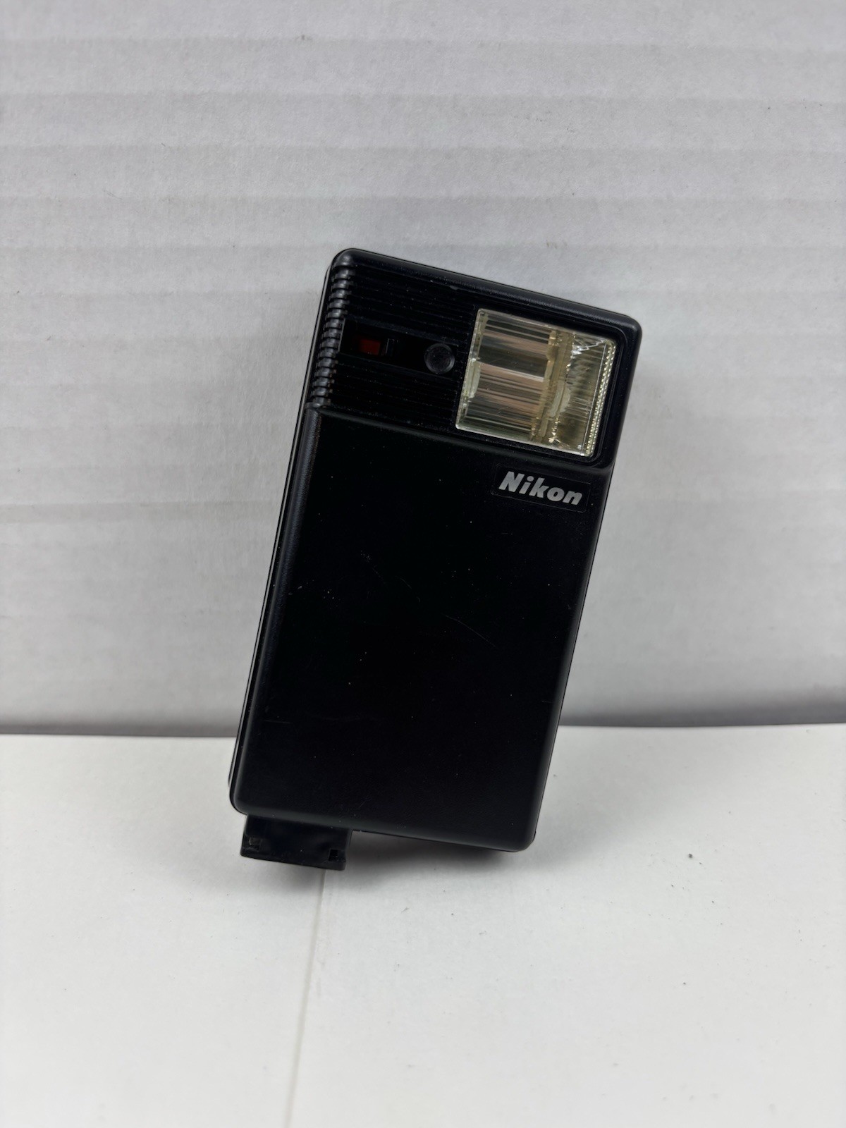 Nikon Speed light SB-9 Electronic Flash