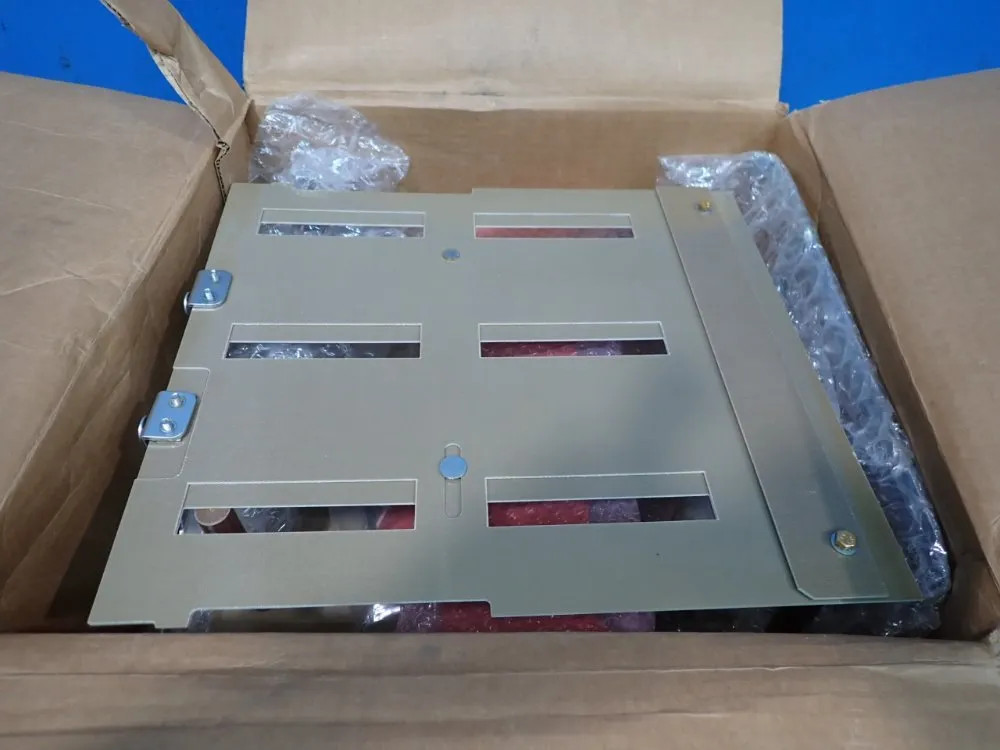EATON MDSHTR350WL SHUTTER & WARNING LABEL KIT  10210123839