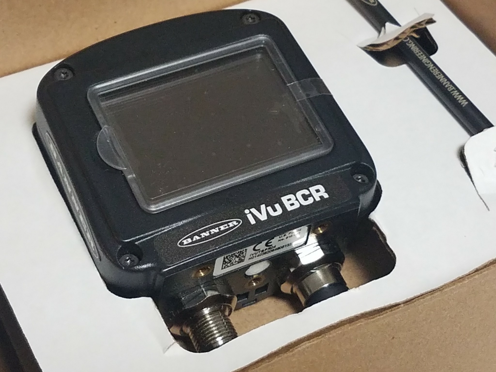 Banner IVUTBPR04 iVu Barcode Reader BCR Sensor