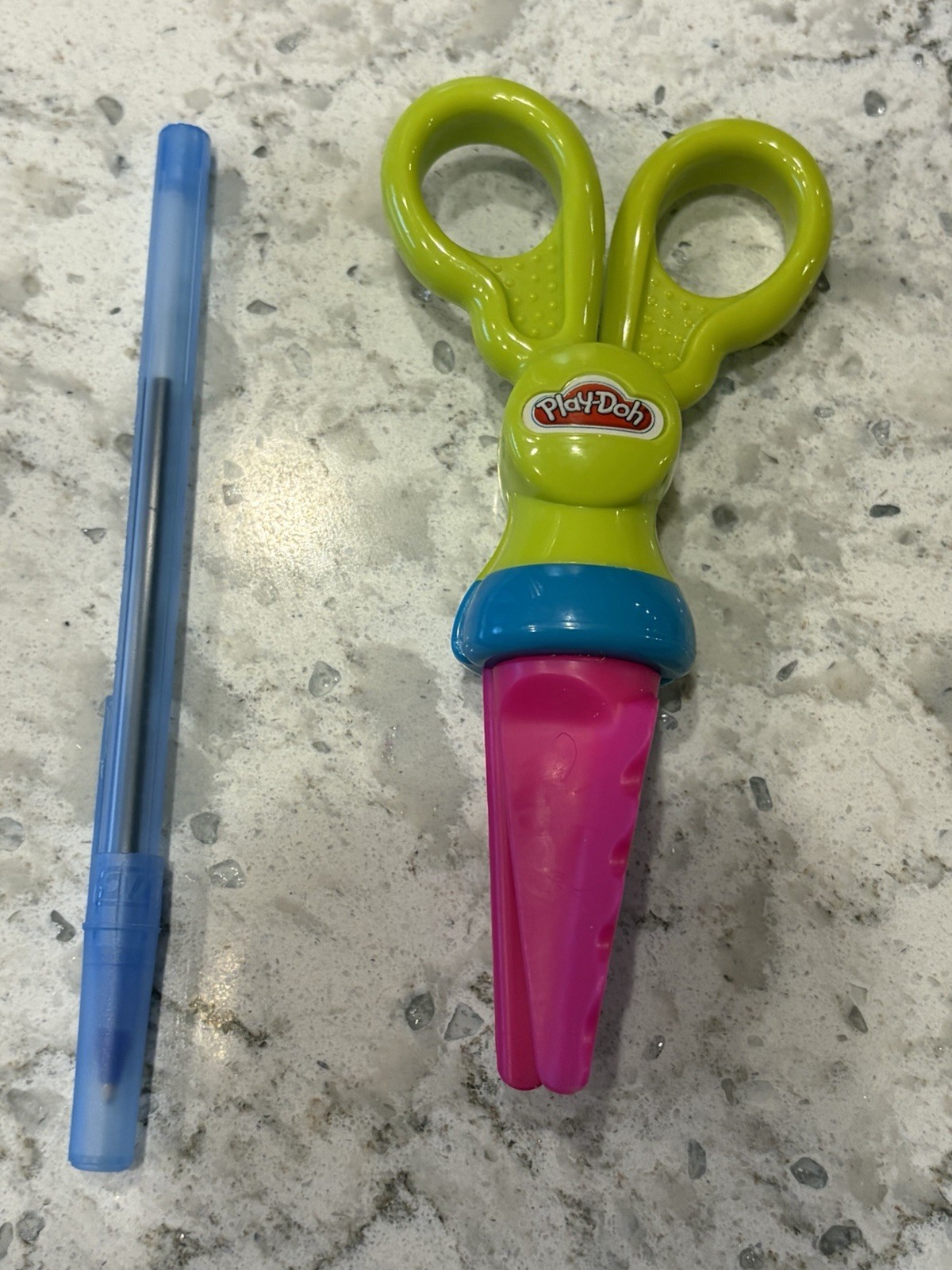 Play-Doh Super Tools Flip N Snip Scissors Hasbro