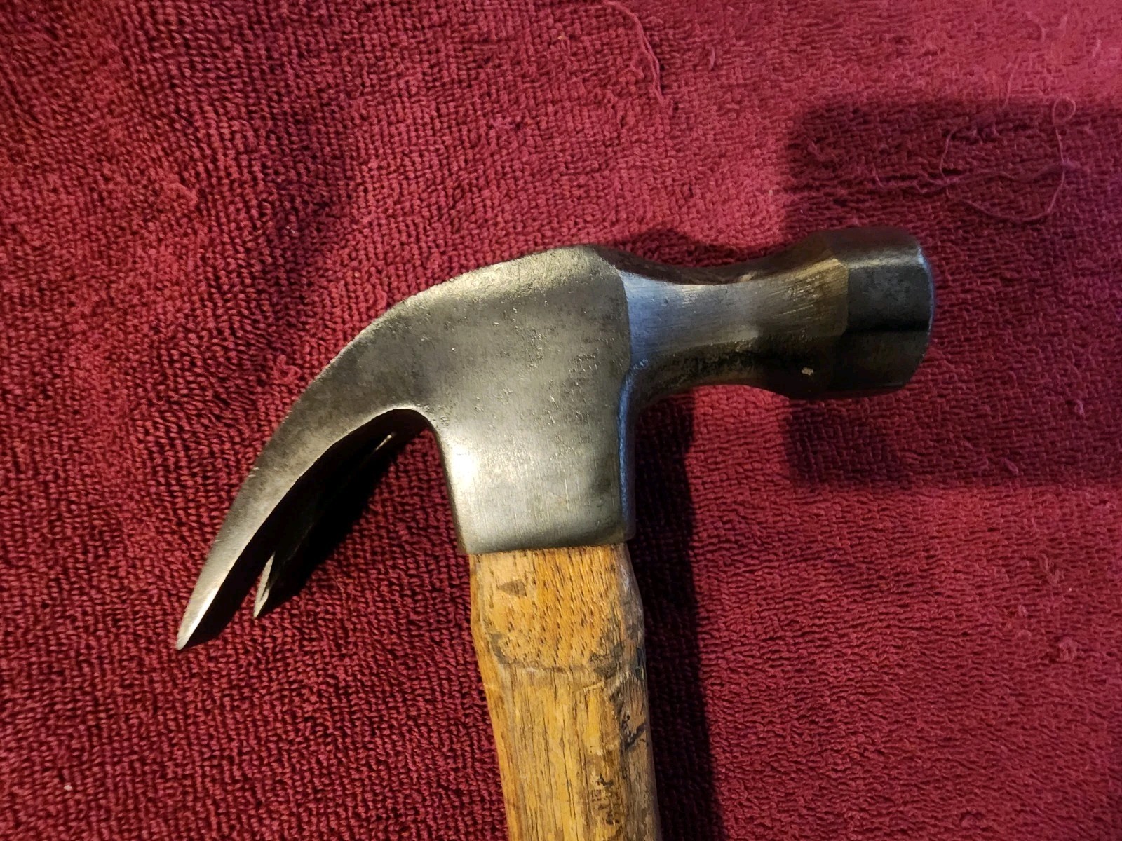 Vintage Stanley #101-1/2 16 oz Claw Hammer, Octagonal Handle