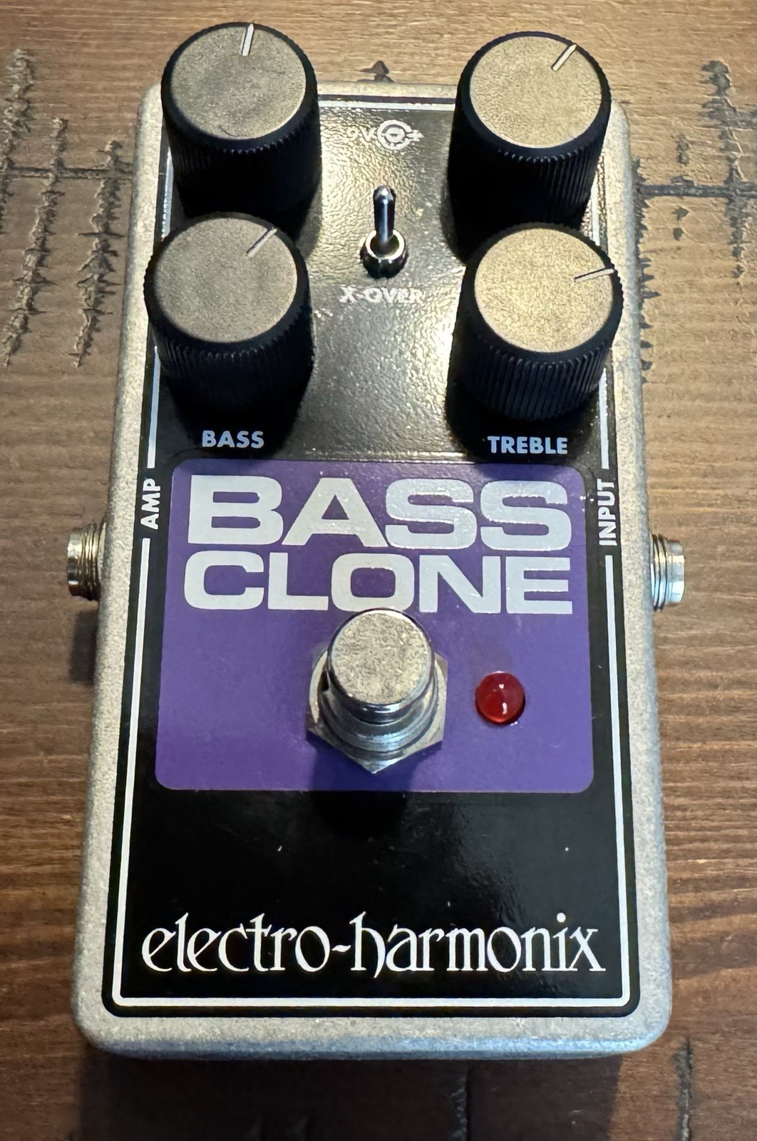 Electro-Harmonix Bass Clone Analog Chorus Effects Pedal for Bass Guitar